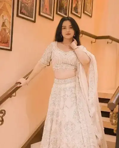 Escort Service In Orchha
